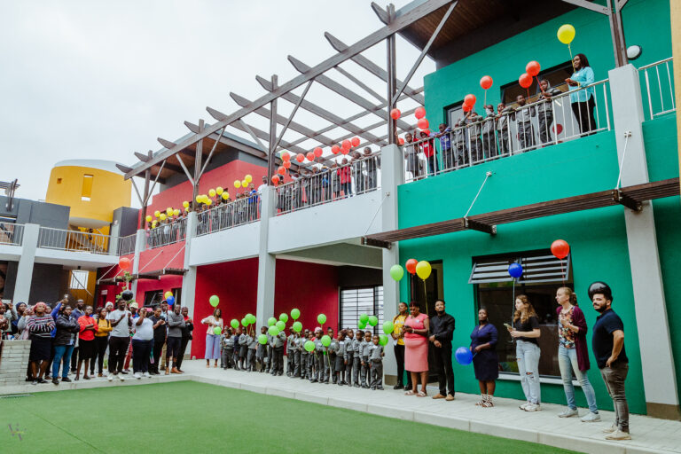 Das OPEN DOORS Education Center in Namibia.